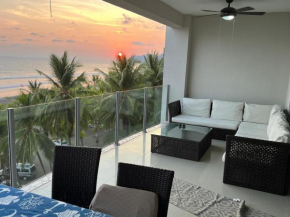 Diamante del Sol- 2 BR- Beach Front- Jaco